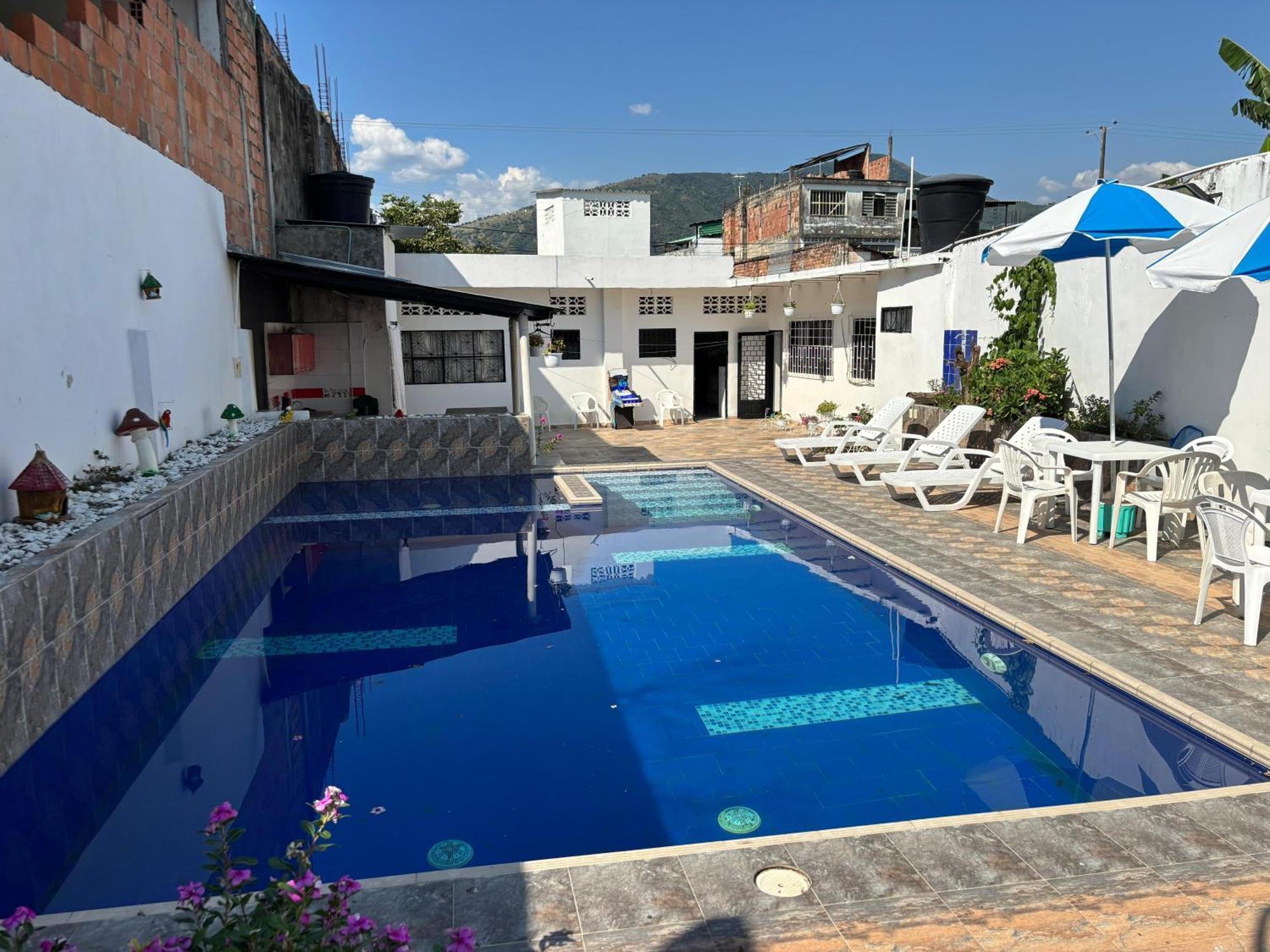 Hospedaje Carmelita Tocaima Exterior photo